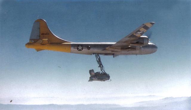 XF-85试验机：根源于对德轰炸的“蛋状物体”还未出生就已落伍半岛官方体育(图15)