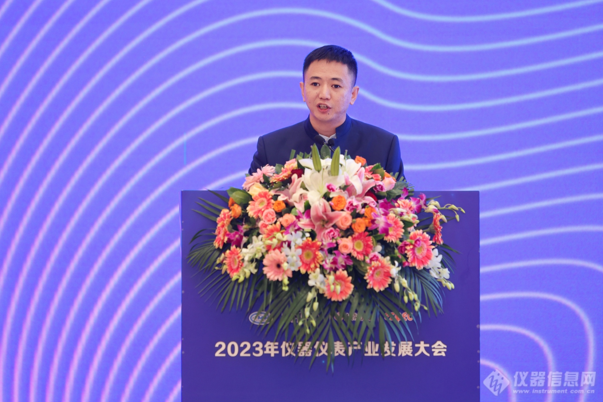 2023年仪器仪外家当成长大会暨中邦仪器仪外行业协会八届九半岛官方体育次理事聚会胜利召开(图8)